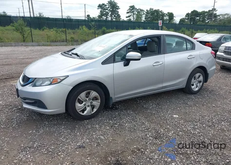 2015 Honda Civic Lx z USA, uszkodzony, nr VIN 19XFB2F57FE217449